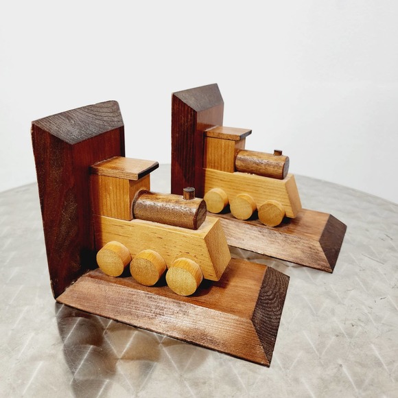 Vintage Wooden Hand Made Train Bookends Library Primitive Classic Americana - Picture 1 of 16